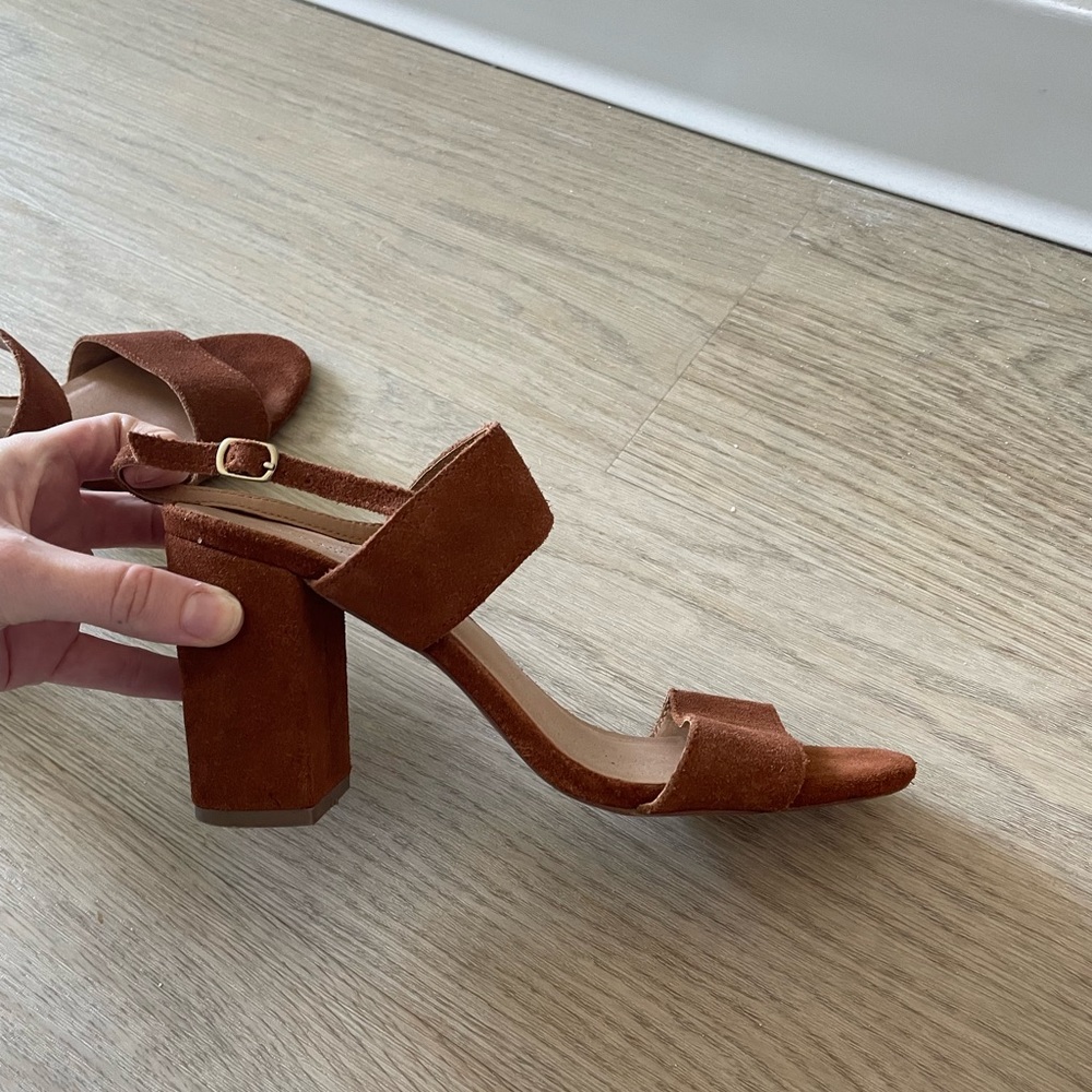 Banana Republic strappy sandals